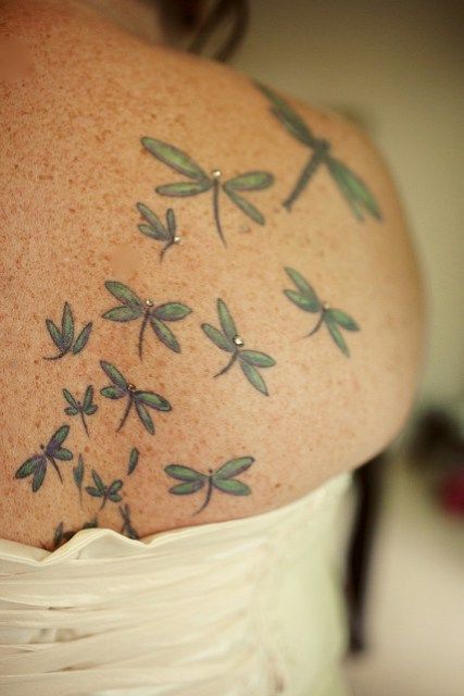 Brides tattoo Green Dragonfly Tattoo, Microdermal Piercing, Dragonfly Tattoos, Dragonfly Tattoo Design, Offbeat Wedding, Brides With Tattoos, Green Dragonfly, Dragon Flies, Dermal Piercing