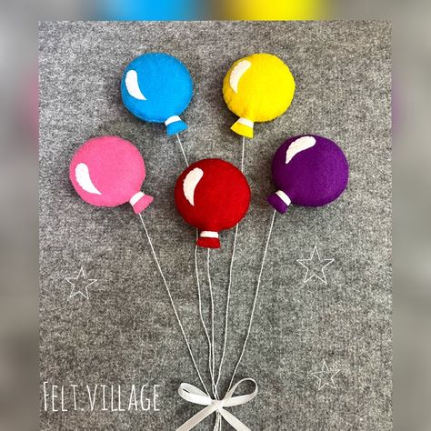 @Felt.village Felted Projects, Felt Cake, Sweatshirt Ideas, Birthday Sweatshirt, Felting Projects, Dolls Handmade, Cake Toppers, Balloons, Felt