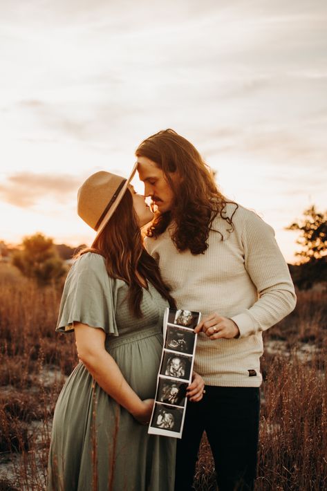 Outdoor Maternity Photos Props, Maternity Photography With Props, Couple Maternity Pictures Fall, Late Summer Maternity Photos, Plus Size Maternity Photography, Fall Maternity Photos Florida, Prompts For Maternity Photos, Fall Sunset Maternity Photos, Maternity Photo Shoot Prompts