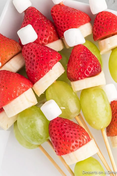 Grinch Fruit Kabobs, Easy and Adorable Christmas Fruit Kabobs, Wellness Website, Christmas Prep, Fruit Kabobs, Kabob Recipes, Christmas Fruit, Christmas Dishes, Slow Cooking, Natural Home Remedies