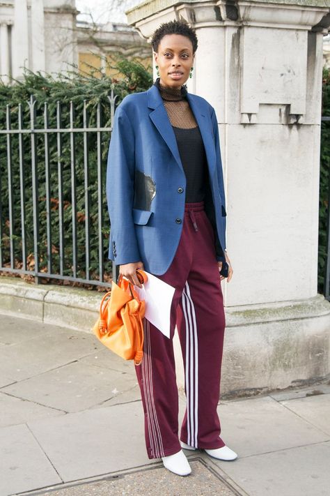 See how six street style stars pull off joggers and track pants, and then shop our very own version for Target. Styling Sweatpants, Loose Sweatpants, Cute Sweatpants Outfit, Satin Joggers, Fashion Trend Forecast, Athletic Sweatpants, Athleisure Trend, Sweatpants Outfit, Tracksuit Pants