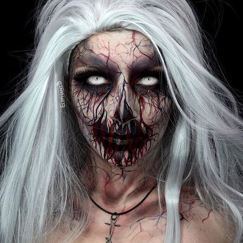 theelephantpink Zombie Halloween Makeup Scary, Creepy Halloween Makeup Ideas Scary, Hallowen Schminke, Halloween Makeup Terror, Haunted House Makeup, Scary Cosplay, Ghost Makeup, Make Up Diy, Makeup Zombie