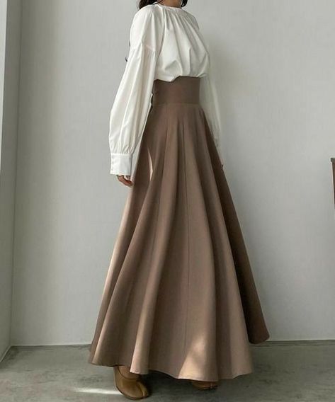 Modest Casual Outfits, Long Skirt Outfits, Old Fashion Dresses, Fashion Top Outfits, Modest Dresses Casual, Everyday Fashion Outfits, Quick Outfits, Muslimah Fashion Outfits, Hijab Fashion Inspiration