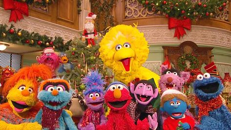 Furchester Hotel, Sesame Street Christmas, Seaseme Street, Happy Chanukah, Childhood Cartoons, Frijoles Refritos, Merry Christmas And Happy Holidays, Sesame Street Muppets, Fraggle Rock