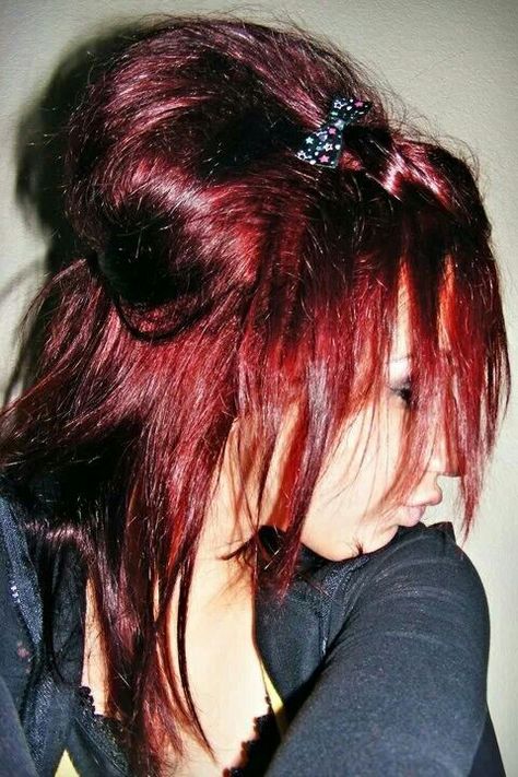 My red hair. Feria red hair dye! Ruby Rush r68 Gorgeous Red Hair, Red Hair Dye, Dyed Red Hair, Cray Cray, Blue Acrylic Nails, Hair Dyes, Hair Dye Colors, Makeup Guru, Beauty Basics