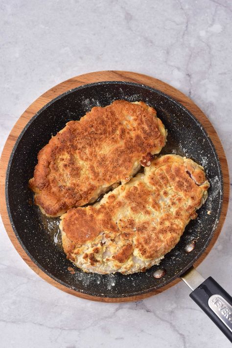 Pork cube steak breaded in a skillet on your stove turn out crispy but juicy and moist in the middle. How to cook cubed pork steaks perfect. Pork Loin Cubed Steak Recipes, Cubed Pork Steak Recipes, Pork Cube Steak, Pork Cube Steak Recipes, Pork Cube Steaks, Fried Pork Steak, Cubed Pork, Cube Steaks, Beef Cubed Steak