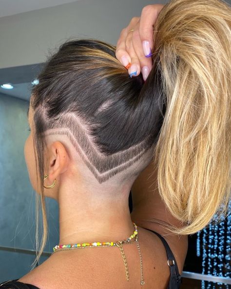 Long Shaved Hairstyle with Design for Women Long Shaved Hairstyles, Female Undercut Long Hair, Side Shave Design, Side Shaved Hair, Shaved Side Haircut, Half Shaved Head Hairstyle, Long Hair Shaved Sides, Half Shaved Head, Side Haircut