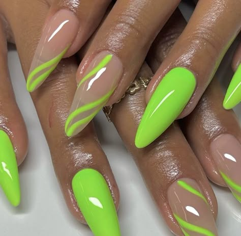 Nail Design 2024 Summer, Neon Green Almond Nails Designs, Lime Green Almond Acrylic Nails, Neon Lime Nail Design, Classy Orange Nails, Neon Nails Almond Shape, Lime Green Almond Nails, Neon Lime Nails, Lime Green Nails Design