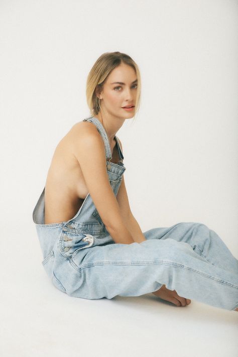 Jessica Thompson - Model Portfolio Shoot — STEFANIEMPHOTO Portfolio Shoot, Cute Overalls, Distressed Jean Skirt, Overalls Fashion, Model Test, Hottie Women, Overalls Women, Fashion Colours, Dungarees