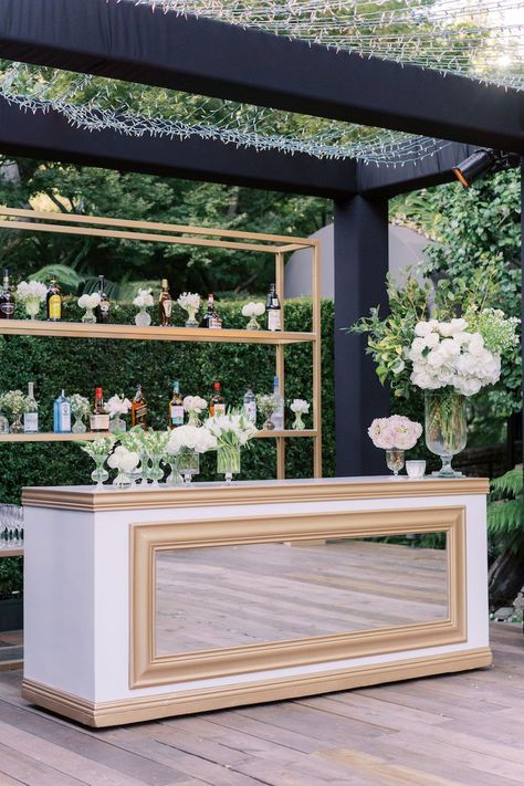 Unique Wedding Bar Ideas, Event Bar Ideas, Event Bar Design, Wedding Bars, Wedding Bar Decor, Mobile Cocktail Bar, Bar Wedding Reception, Mixology Bar, Alfresco Wedding