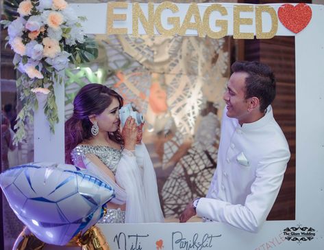 Inside TV Actress Niti Taylor's Spectacular Engagement! Engagement Photo Booth Ideas, Engagement Photobooth Ideas, Engagement Props Ideas, Engagement Photobooth, Couple Photobooth, Engagement Props, Engagement Photo Props, Photobooth Ideas, Intimate Engagement