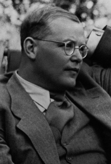 Dietrich Bonhoeffer Gcse History, Military Intelligence, Dietrich Bonhoeffer, German Military, Family Tent, Philosophers, Jesus On The Cross, Be Ready, Inspirational People