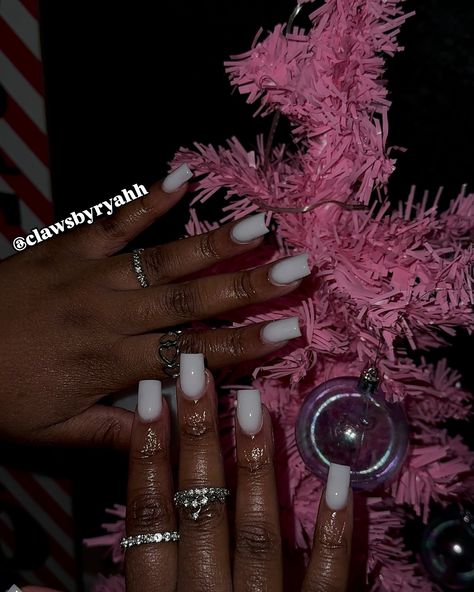 🥛🫧 are you located in Woodbridge ,VA and are looking for a nail tech who offers a variety of intricacy, 3-8 week retention, reliability, proper disinfection, and professionalism guaranteed by 100+ clients in the area? Want your claws laid and tamed ? Book with me or press the “book” or “contact” box in my bio if you’re interested in booking and would like to know prices Wood Bridge, Nail Tech, Nails, Quick Saves