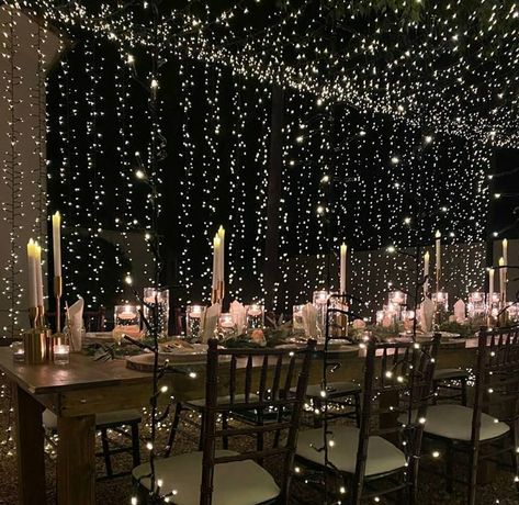 Simple Prom Themes, Crystal Gala Prom Theme, Starry Night Dinner Party, Night Court Aesthetic Acotar Wedding, Party Venue Aesthetic, Under The Stars Gala, Stars Party Theme, Luxury Birthday Party Aesthetic, Prom Venues