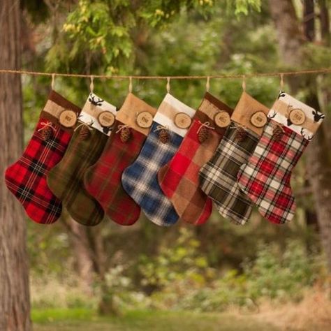 Rustic Christmas Stocking, Farmhouse Christmas Stockings, Family Christmas Stockings, Christmas Stockings Diy, Cabin Christmas, Navidad Diy, Woodland Christmas, Xmas Stockings, Christmas Stockings Personalized