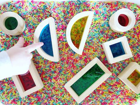 Rainbow Blocks Activities, Rainbow Provocation, Rainbow Preschool Activities, Rainbow Activities Preschool, Rainbow Activities For Toddlers, Rainbows Preschool, Rainbow Lessons, Shadow Activities, Colorful Mirror