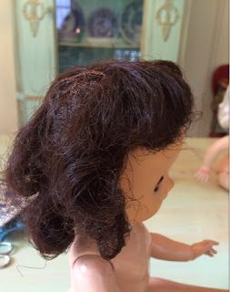 Atelier Mandaline: Tutorial: How To Restore Synthetic Doll Hair and Wigs How To Reroot Doll Hair, Doll Hair Detangler, Doll Hair Repair, Fix Doll Hair, Doll Restoration, Baby Doll Hair, Old Barbie Dolls, Diy Doll Hair, Barbie Items