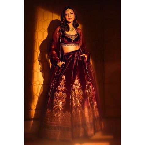 Anita Dongre on Instagram: “@kajalaggarwalofficial oozes dark glamour in our wine-hued velvet Saira Lehenga. ✨  Styled by @nkdivya  #AnitaDongre #KajalAggarwal…” Lehenga Makeup Look, Lehenga Makeup, Wine Lehenga, Reception Bridal Dress, Anita Dongre, Kajal Agarwal, Milan Fashion Weeks, Street Style Paris, Bollywood Celebrities