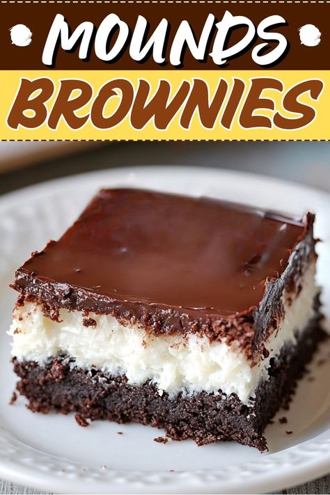 Rich, indulgent, and irresistibly decadent, these easy, fudgy Mounds brownies are the ultimate dessert for chocolate and coconut lovers. Bars And Brownies, Mounds Brownies Recipes, Yummy Bars Recipes, Mound Brownies, Brownie Deserts Ideas, Mounds Cupcakes, Sour Cream Brownies, 8x8 Desserts, Cute Christmas Appetizers