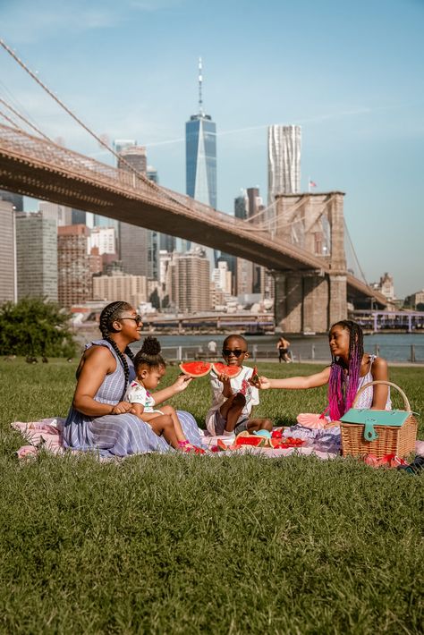 5 Safe Things to do with Kids in NYC Summer 2020 New York During Summer, Nyc Family Trip, New York With Kids Summer, Summer In New York City, La With Kids, Nyc Sightseeing, New York Sightseeing, Summer In New York, Wine Farm