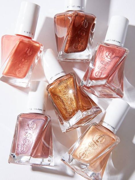 Essie Gorge-ous Geodes, Rocky Rose and Gel Couture Sunrush Metals Collections | Makeup.com Nail Polish Winter, Nail Polish Summer, Nail Polish Tips, Winter Nail Polish, Nail Polish Hacks, Metallic Nail Polish, Essie Gel Couture, Natural Nail Polish, Nail Polish Storage