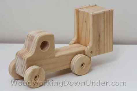 Wooden Truck Plans, Wooden Toys Diy, Wooden Toy Trucks, Wooden Toy Cars, Making Wooden Toys, Wood Toys Plans, Wooden Truck, Woodworking Storage, Wooden Toys Plans