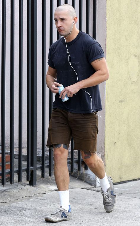 Men’s Shaved Head, Shia Labeouf Running, Shaved Head Outfits, Shaved Head Men, Shia Labeouf Style, Mens Street Style Summer, Bald Men Style, Shia Labeouf, Bald Men