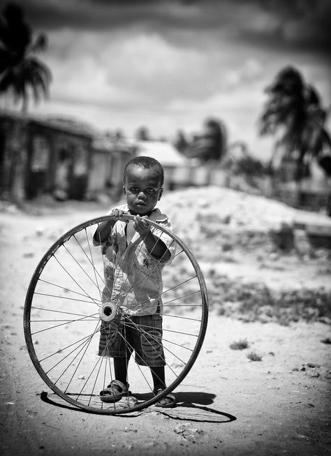 zanzibar Kevin Carter, Bang Bang, Buddha Statue, Statue, Art