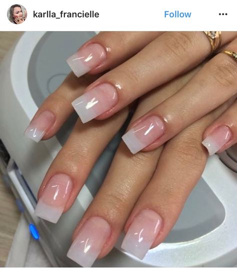 Dip American Manicure, Ombré Clear Nails, Clear Nails Almond, Natural Square Acrylic Nails, Realistic Acrylic Nails, Clear French Manicure, American Manicure Nails Acrylic, American Nails Natural, Short Curved Nails