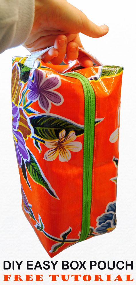 Box Bag Pattern, Makeup Bag Tutorials, Cosmetic Bags Diy, Diy Toiletries, Makeup Bag Pattern, Toiletry Bag Pattern, Cosmetic Bag Pattern, Diy Makeup Bag, Large Toiletry Bag