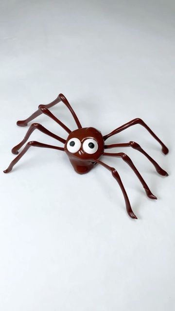 Edible Spiders, Eyeball Jello Shots, Eyeball Jello, Halloween Food Recipes, Halloween Appetizers Easy, Cream Of Coconut, Piping Tip, Malibu Coconut, Small Food