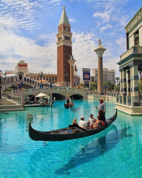 Venetian Las Vegas, Las Vegas Resorts, Venice Travel, Vegas Trip, Las Vegas Trip, Usa Travel Destinations, Grand Canal, Florida Keys, Alam Yang Indah