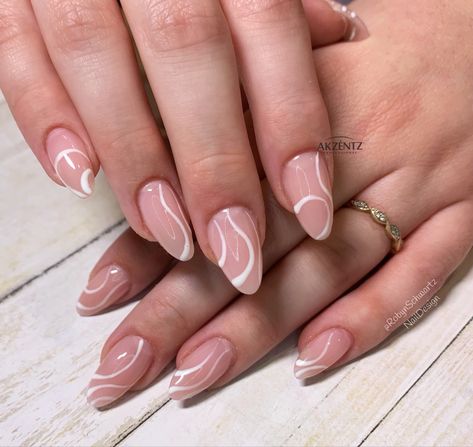 Swirl nails, oval nails, almond nails, winter nails, gel nails, nude nails Nude Swirl Nail Designs, Almond Nails Winter, Squiggle Nails, Oval Nails Designs, Winter Nails Gel, Nails Oval, Swirl Nails, Mani Ideas, Gel Manicures