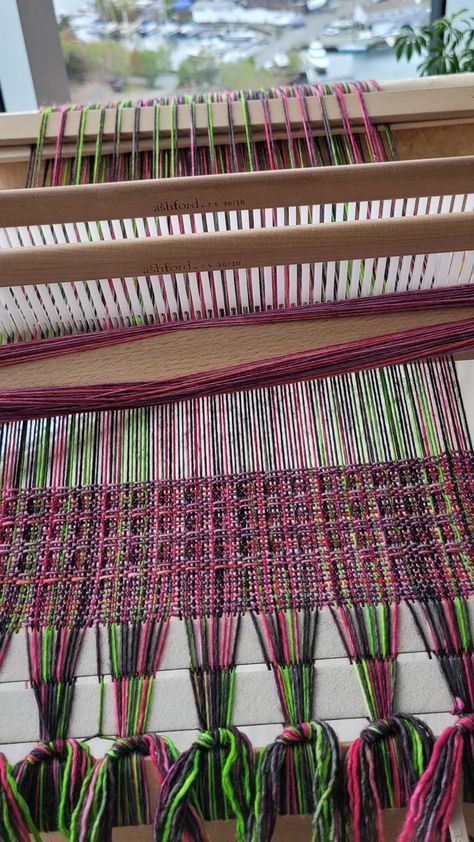 Two Heddle Weaving for Proper Sett — The Rogue Weaver Rigid Heddle Weaving Projects Pattern, Weaving Rigid Heddle Loom, Weaving Loom For Sale, Rigid Heddle Weaving Projects, Rigid Heddle Weaving Patterns, Textile Weaving, Rigid Heddle Loom, Loom Projects, Saori Weaving