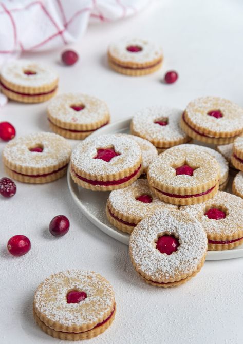 Cranberry Linzer Cookies - Bakes by Brown Sugar Maple Fudge Recipes, Dairy Free Deserts, Peach Crumble Pie, Raspberry Linzer Cookies, Cranberry Curd, Pumpkin Cookies Easy, Linzer Cookies Recipe, Roasted Pineapple, Short Bread