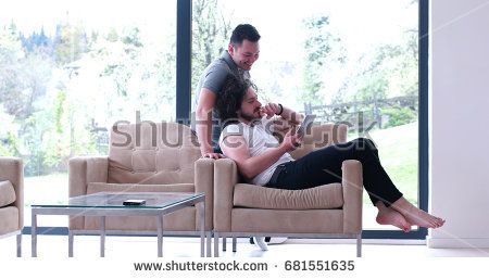 Sitting In Lap, Couple Sitting, Men Lie, People Poses, Sitting Poses, Best Photo Poses, Photo Poses For Couples, Young Family, Kissing Couples