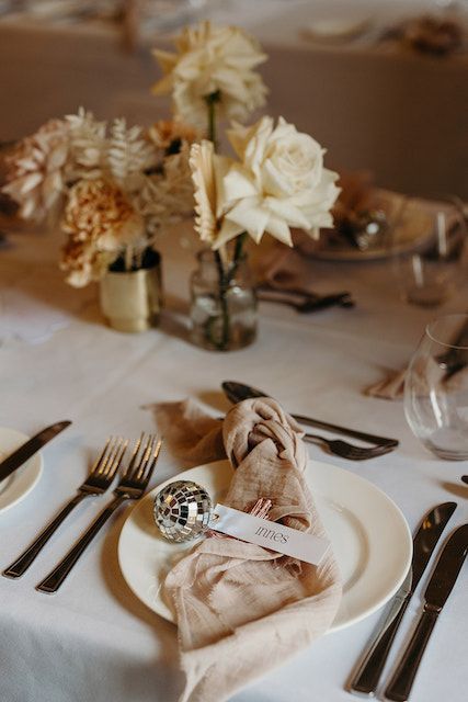 Stunning wedding place setting with blush napkin, mini disco ball, bespoke stationery | Richard Skins Photography Marbled Buttercream, Edgy Bridal, Vintage Wedding Table, Nye Wedding, Buttercream Wedding Cake, Sage Wedding, Wedding Place Settings, Future Wedding Plans, Wedding Table Settings