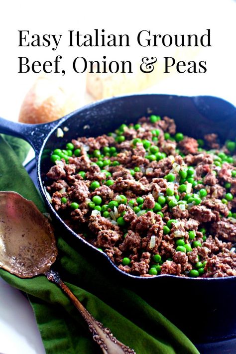 Italian Ground Beef is an easy three ingredient Italian Dish that you can add onto with other ingredients, but it's great all by itself and our go to. Ground Beef Peas, Italian Ground Beef, Peas And Onions, Ground Beef Sliders, Sliders Recipes Beef, Recipe Ground Beef, Healthy Ground Beef, Fast Dinner, Holiday Appetizers Recipes