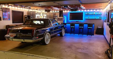 Garage Entertainment Ideas, Garage And Man Cave Combo, Garage Party Room, Garage Lounge Ideas, Garage Man Cave Ideas, Garage Hangout Ideas, Garage Playroom, Garage Bar Ideas, Garage Transformation