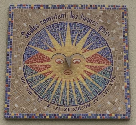 Exemple de Cadran solaire en Mosaïque Soleil Emaux de Briare Harmonie Sundials, Art