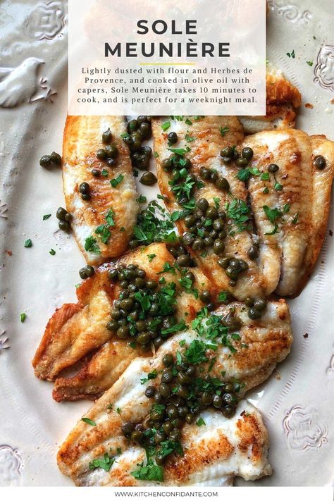 Sole meunière with capers on a platter. Sole Recipes, Sole Fish, Fish Dinners, Dover Sole, Fish Entrees, French Recipe, Veg Dishes, Pescatarian Recipes, Fish Food