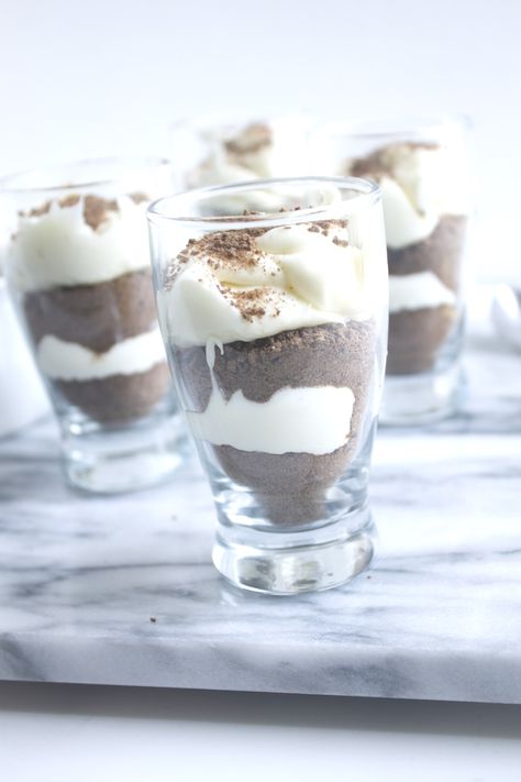 adult dirt cake cups Dirt Cake Cups, Dirt Cups Dessert, Fancy Birthday Cakes, Snake Cake, Snake Cakes, Dessert In A Mug, Fancy Birthday, Dirt Cups, Cake Cups