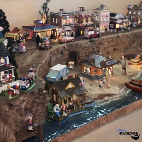 Summer Village Display, Puts Houses, Mackinaw Bridge, Dept 56 Halloween, Scene Ideas, Miniature Village, Village Ideas, Mackinaw City, Train Miniature