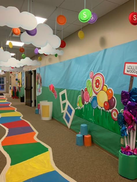 Music Vbs Decorations, Candy Dance Theme, Candy Land School Hallway, Candyland Hallway Decorations, Candy Land Theme Decorations, Candyland Hallway, Candy Land Vbs, Candy Land Theme Classroom, Gumdrop Mountain