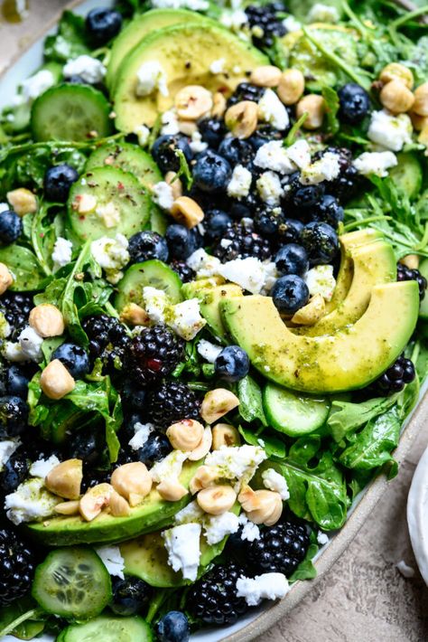 Arugula Salad Recipes, Blueberry Salad, Fresh Salad Recipes, Berry Salad, Best Salad Recipes, Summer Salad Recipes, Arugula Salad, Avocado Salad, Fresh Salads