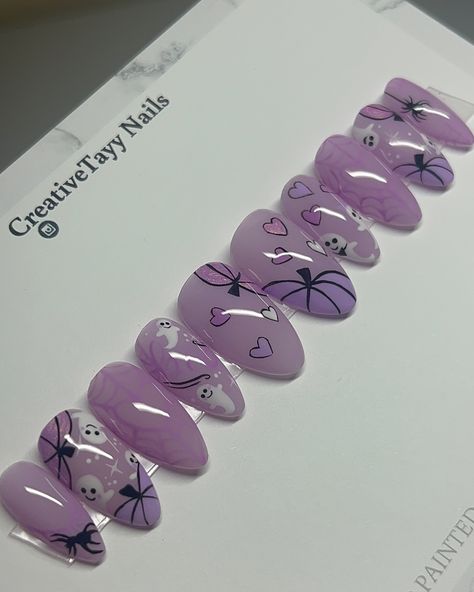 Lilac spooky nails💜🎃🕸️💅🏻 this is part 2 of my customers order on her fav shape, medium almond. The original inspo was all in pink but she wanted to change it to purple tones and I’m even more obsessed with this version! DM to get your very own Halloween nails delivered to you🫶🏻 Products used: @apresnailofficial medium almond, @dndgel DC 118, 247, @beetlesgelpolish @beetles_community d892, @by.chloenails glossy top coat #halloweennails #spookynails #pressonnailset #ghostnails #pumpkinnails... Lilac Halloween Nails, Gray And Purple Nails, Purple Beetle, Tones And I, Spooky Nails, Medium Almond, Pumpkin Nails, Purple Tones, Pretty Acrylic Nails