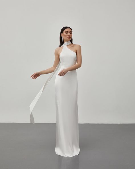 Maxi silky dress with white scarf #dresscode #dressesforwomen #fashion #dress2022 #weddingdress #fashionista #fashionable #stylish #dressupgame White Queen Dress, Rehearsal Dinner Dresses, Shop Dress, White Scarf, White Scarves, Queen Dress, Long White Dress, White Queen, Scarf Dress