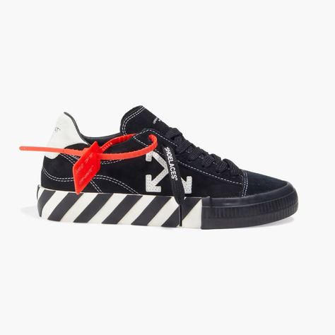 Discover great products at the best prices at Dealmoon. Appliqued printed suede sneakers. Price:$199.20 White Shoes Outfit, Off White Sneakers, Pretty Shoes Sneakers, Jordan Shoes Retro, Off White Shoes, Black And White Shoes, Pretty Shoes, Hummel Sneaker, Teenage Fashion Outfits