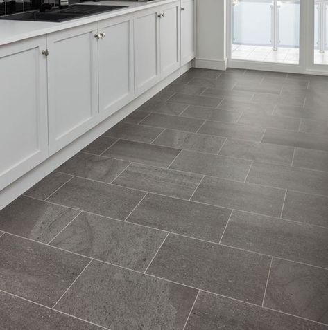 Grey Slate Floor Kitchen, Dark Grey Tile Floor, Charcoal Tile Bathroom, Slate Vinyl Flooring, Linoleum Kitchen Floors, Karndean Knight Tile, Slate Floor Kitchen, Floor Tile Grout, Vinyl Flooring Kitchen