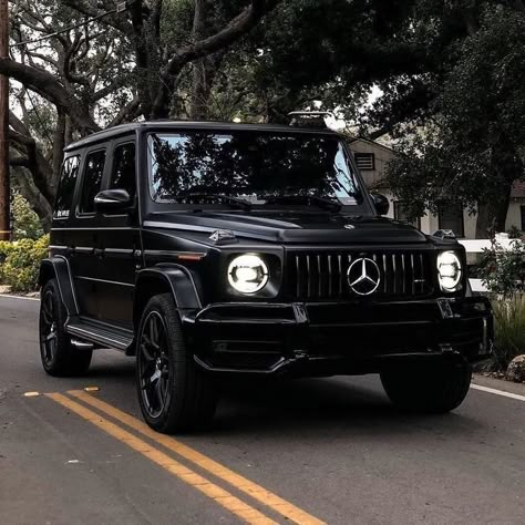 Black G Wagon, Prom Car, Mercedes G500, Mercedes Jeep, Black Mercedes, Black Mercedes Benz, Tmax Yamaha, Mercedes G63, Mercedes G Wagon